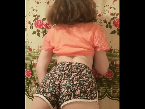 ❤️ Sexy ung babe tar av seg shortsen på kamera Jævla video på porno no.xxxbunker.ru ﹏