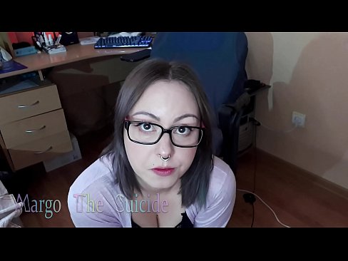 ❤️ Sexy jente med briller suger dildo dypt på kamera Jævla video på porno no.xxxbunker.ru ﹏