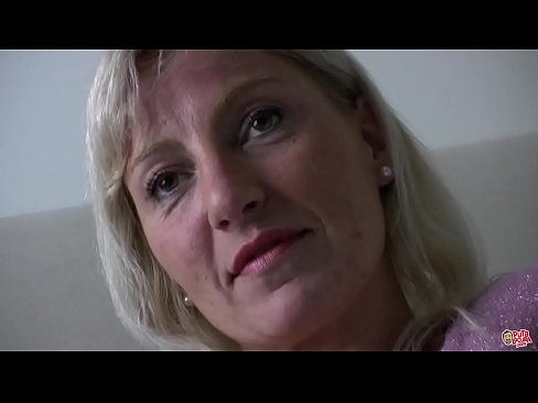 ❤️ Moren vi alle knullet ... Dame, oppfør deg! Jævla video på porno no.xxxbunker.ru ﹏